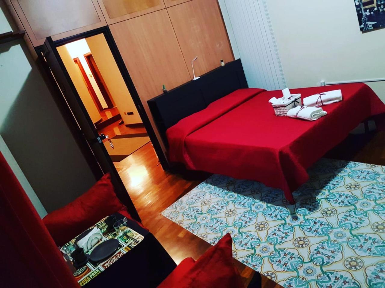 Bed & Breakfast A Casa Tua Salerno